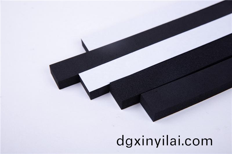 CR減(jian)震(zhen)保(bao)溫條(tiao)